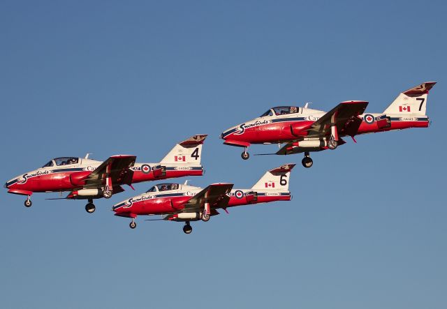 Canadair CL-41 Tutor (11-4090) - RCAF Snowbirds 4, 6, and 7 arriving for the Alliance Fort Worth Airshow 10/09/2018. (Please view in "full" for highest image quality)