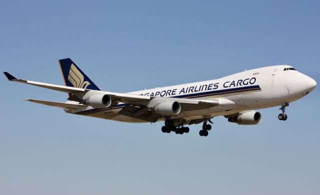 Boeing 747-400 (9V-SFO)