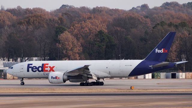 BOEING 777-200LR (N855FD) - "Arianna"