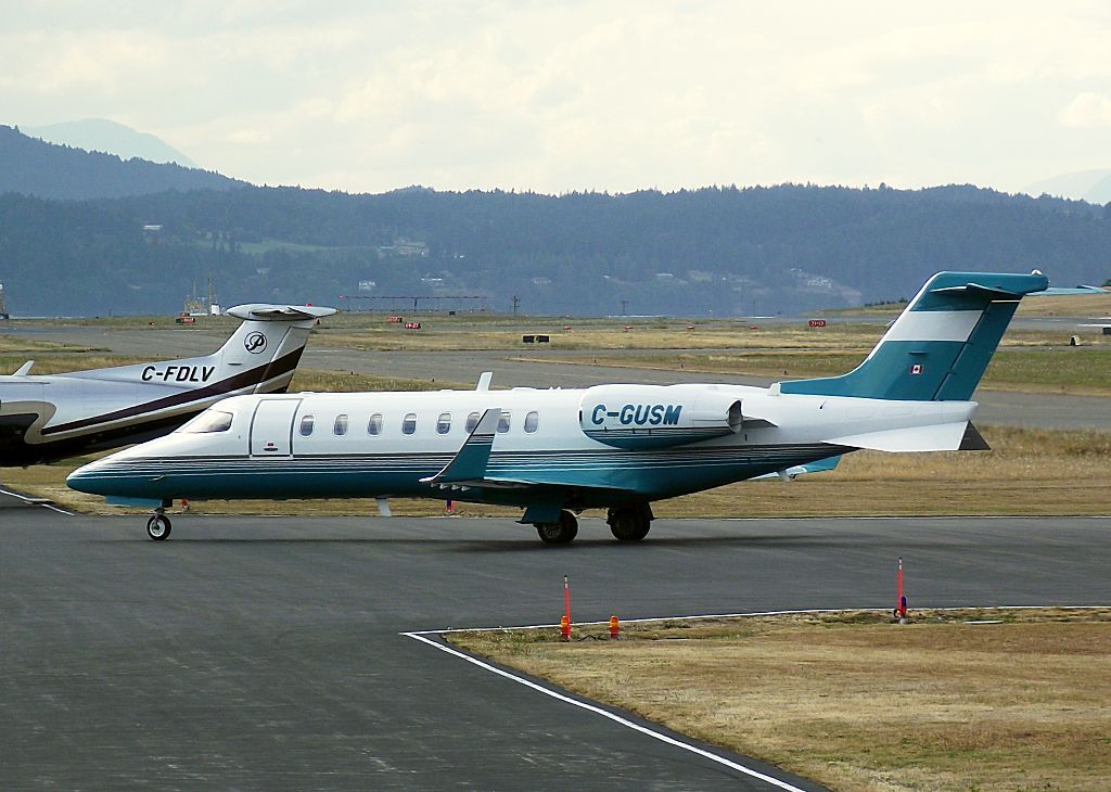 Learjet 45 (C-GUSM)
