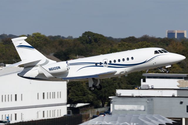 Dassault Falcon 2000 (N610SN)