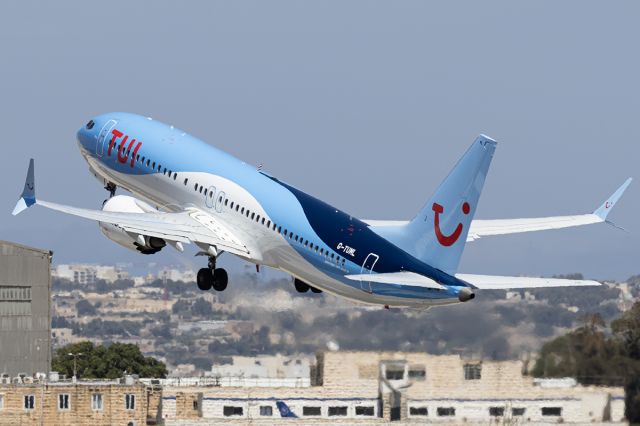 Boeing 737 MAX 8 (G-TUML)