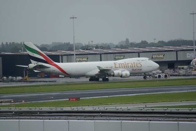Boeing 747-200 (N415MC) - Emirates (SkyCargo) B747-47UF cn32837 15-07-2012