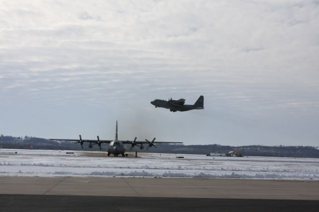 Lockheed C-130 Hercules (JETRACN) - another great shot of the two herks at st joe