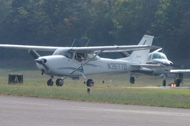 Cessna Skyhawk (N35770)