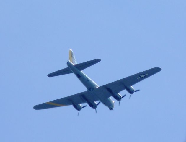 Boeing B-17 Flying Fortress —