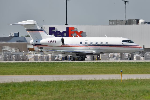 Canadair Challenger (N26FE) - Hmmm. I wonder who owns this aircraft...Lining up on runway 32 for departure on 08-02-21