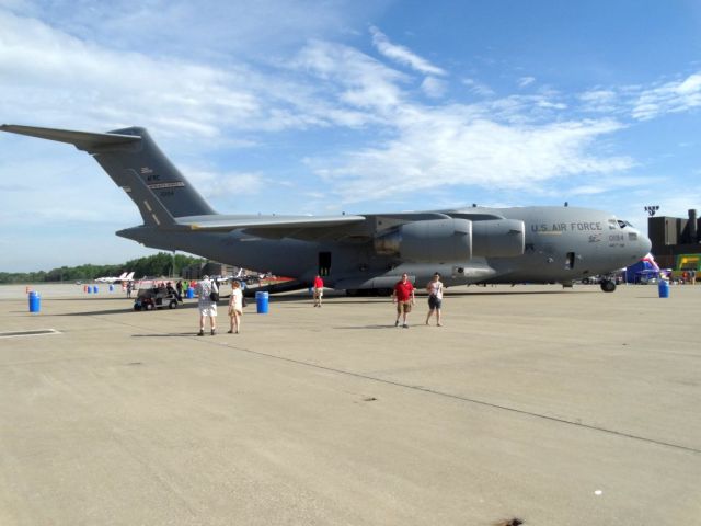 Boeing Globemaster III (11-0194)