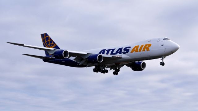 BOEING 747-8 (N863GT) - GTI88 from KCVG on final to Rwy 16R on 2.15.23. (B747-8F / ln 1574 / cn 67150 / The Final 747 Built)