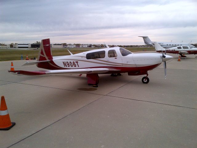 Mooney M-20 Turbo (N906T)