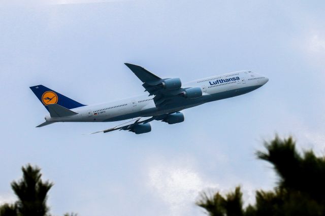 Boeing 747-200 (D-ABYO)