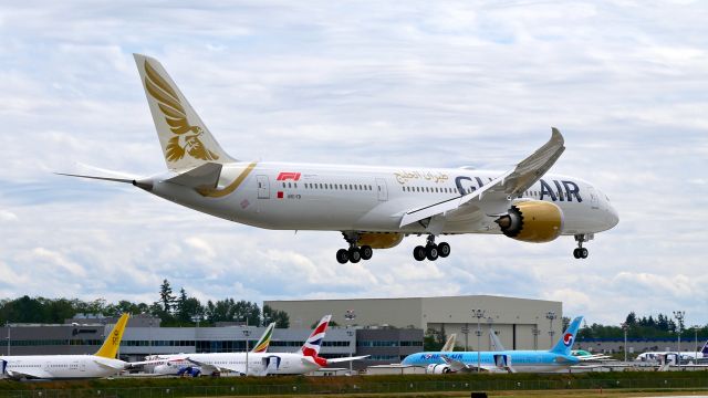 Boeing 787-9 Dreamliner (A9C-FB) - BOE859 on short final to Rwy 16R to complete a B1 flight on 6.5.18. (ln 707 / cn 39997). This will be GFAs second B789.