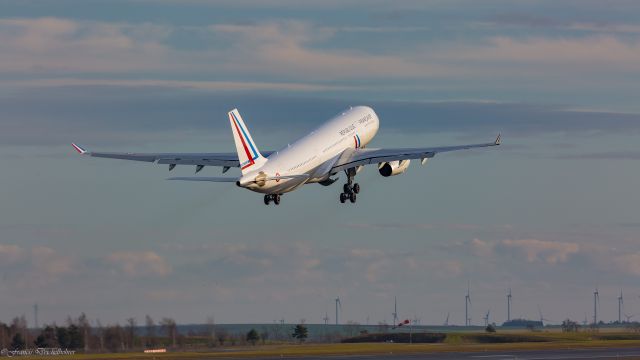 Airbus A330-200 (F-UJCS)