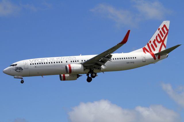 Boeing 737-800 (VH-YFQ)