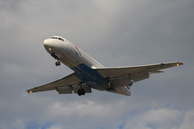 Fokker 70 (OE-LFQ)