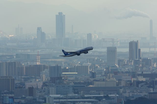 Boeing 777-200 (JA707A) - All Nippon Airways Boeing 777-281/ER