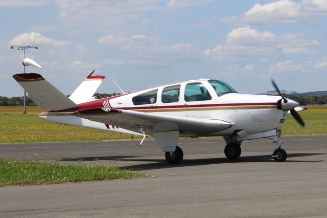 Beechcraft 35 Bonanza (VH-KWK)