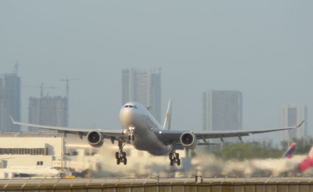 Airbus A330-200 (G-VYGM) - Lifting off to Manchester (EGCC)