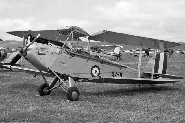 VH-UAO — - DE HAVILLAND DH-60X MOTH - REG VH-UAO (CN 613) - JAMESTOWN SA. AUSTRALIA - YJST (6/10/1991)TAKEN AT THE JAMESTOWN AIR SHOW 1991.