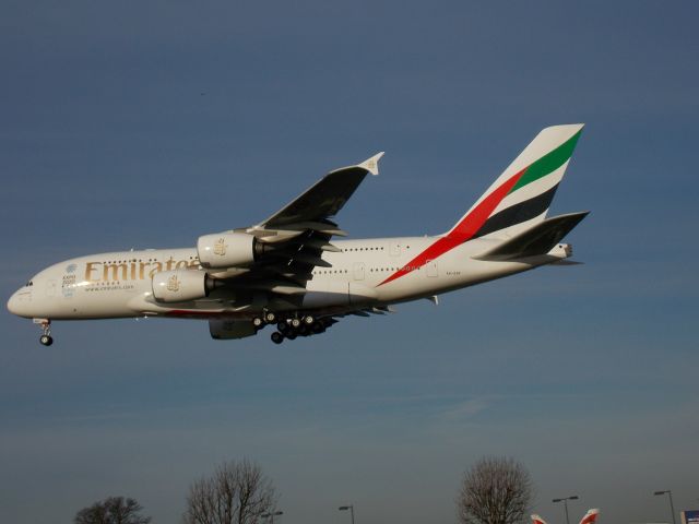 Airbus A380-800 (A6-EDF)