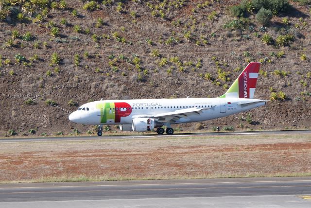 Airbus A319 (CS-TTI) - TAP A319-111 cn933