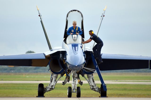 McDonnell Douglas FA-18 Hornet — - Wings Over Houston 2018