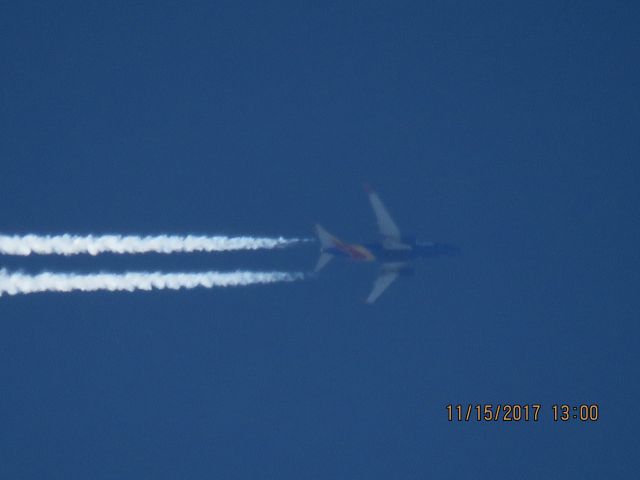 Boeing 737-700 (N7705A)