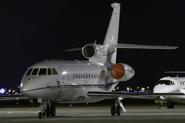 Dassault Falcon 900 (C-GIPX)