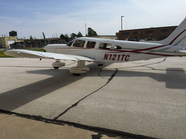 Piper Saratoga (N121TC)