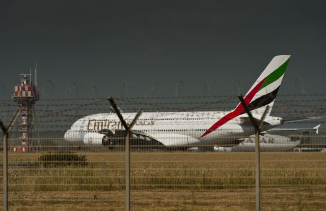 Airbus A380-800 (A6-EDF) - 2013:05:11      14:31:29