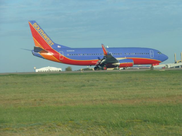 Boeing 737-700 (N358SW)