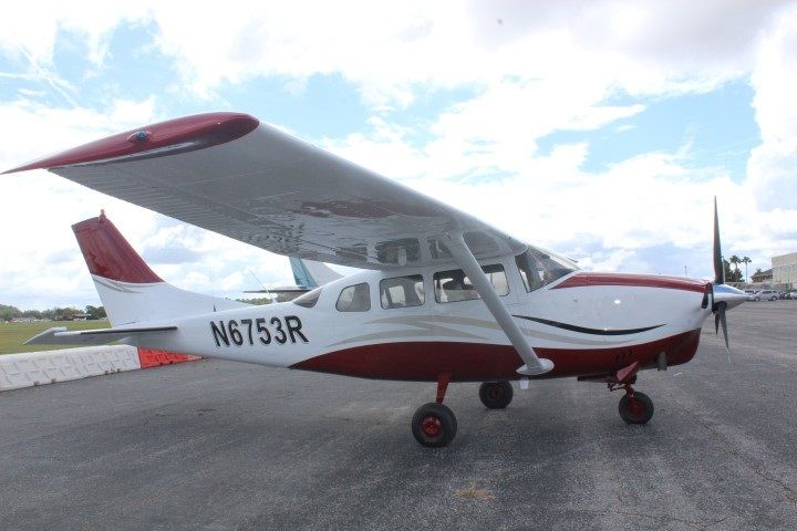 Cessna Centurion (N6753R)