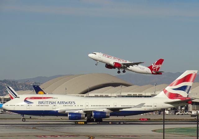 Boeing 747-400 (G-BNLY)