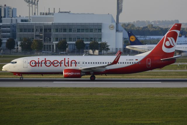 Boeing 737-800 (D-ABKM)