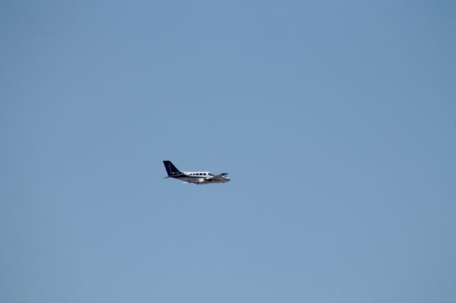 Cessna 402 (N3292M) - Cape Air Cessna 402 after departing from 4L at Logan.