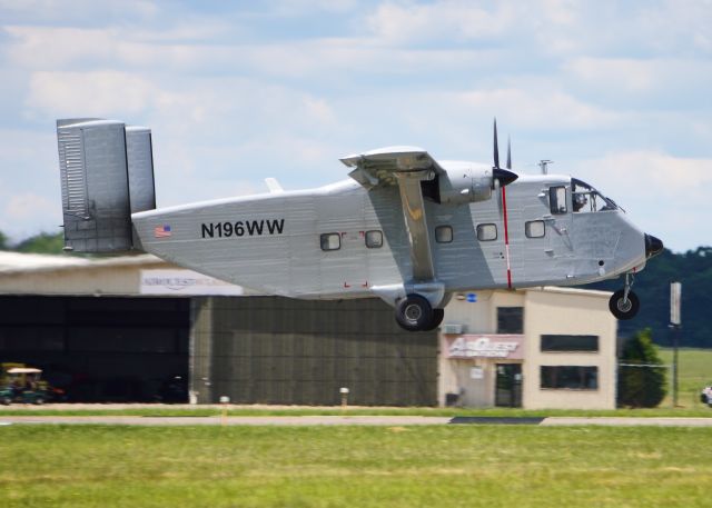 Short Skyvan (N196WW) - Departing Runway 8