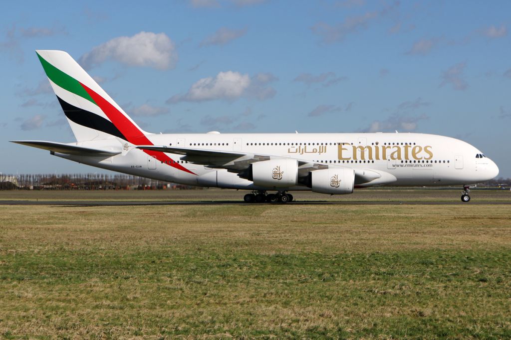 Airbus A380-800 (A6-EUM)