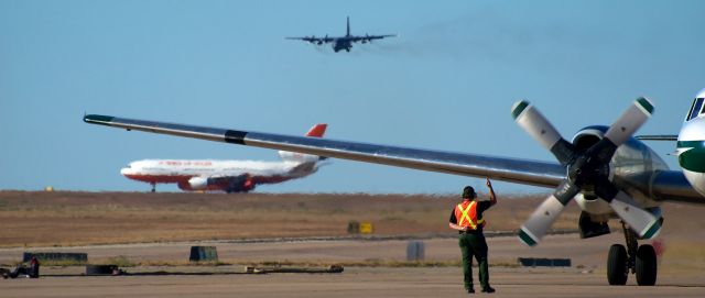 McDonnell Douglas DC-10 (N450AX)