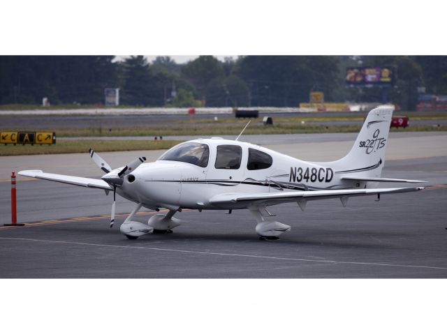 Cessna Skyhawk (N348D)