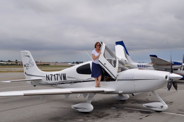 Cirrus SR-22 (N717VM) - On the ramp in Torrance CA