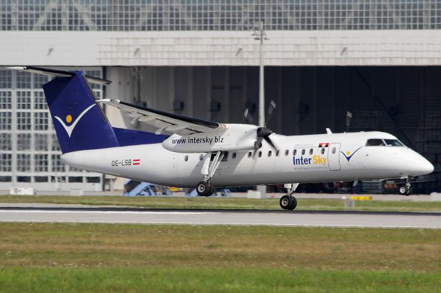 Airbus A320 (OE-LSB)