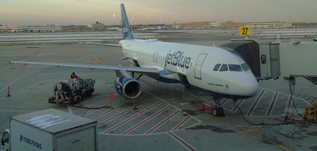 Airbus A320 (N519JB) - KJFK-KPBI #553 02/06/16