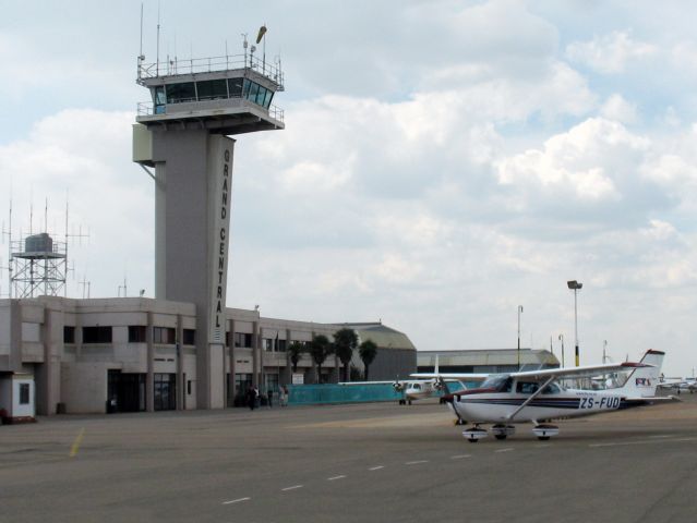 Cessna Skyhawk (ZS-FUD)