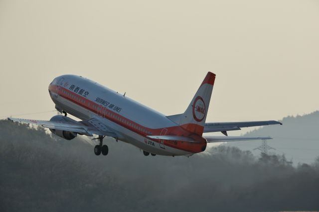 BOEING 737-400 (JA8999) - Was a predecessor SOWTHWEST AIR LINES painted special paint aircraft