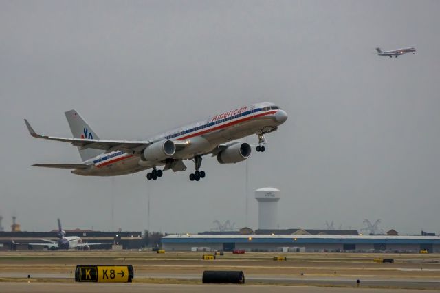 Boeing 757-200 —