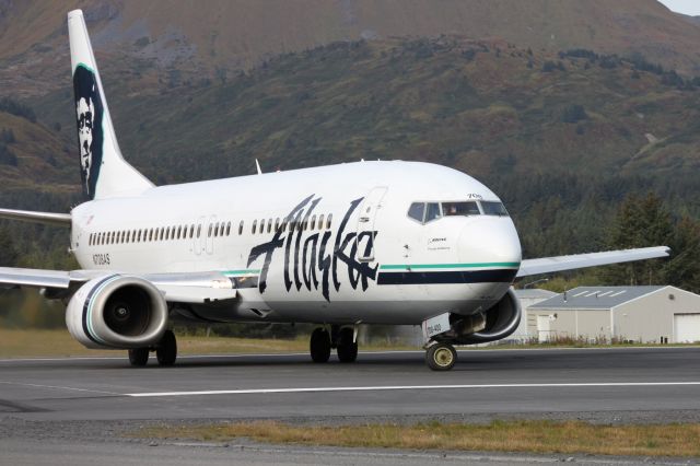 BOEING 737-400 (N708AS) - Gotta love those Alaska pilots!