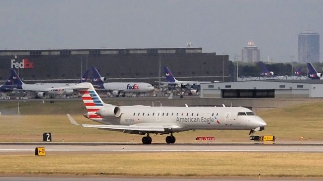 Canadair Regional Jet CRJ-700 (N529EA)