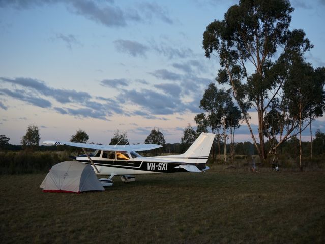 Cessna Skyhawk (VH-SXI) - Camping