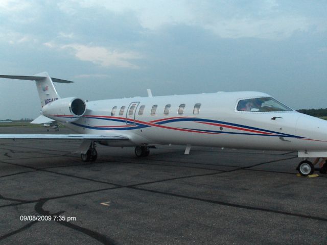 Learjet 45 (N654AT)