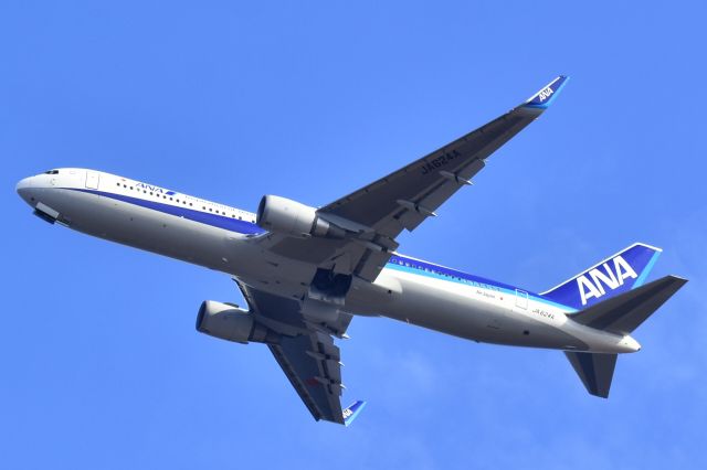 BOEING 767-300 (JA624A)
